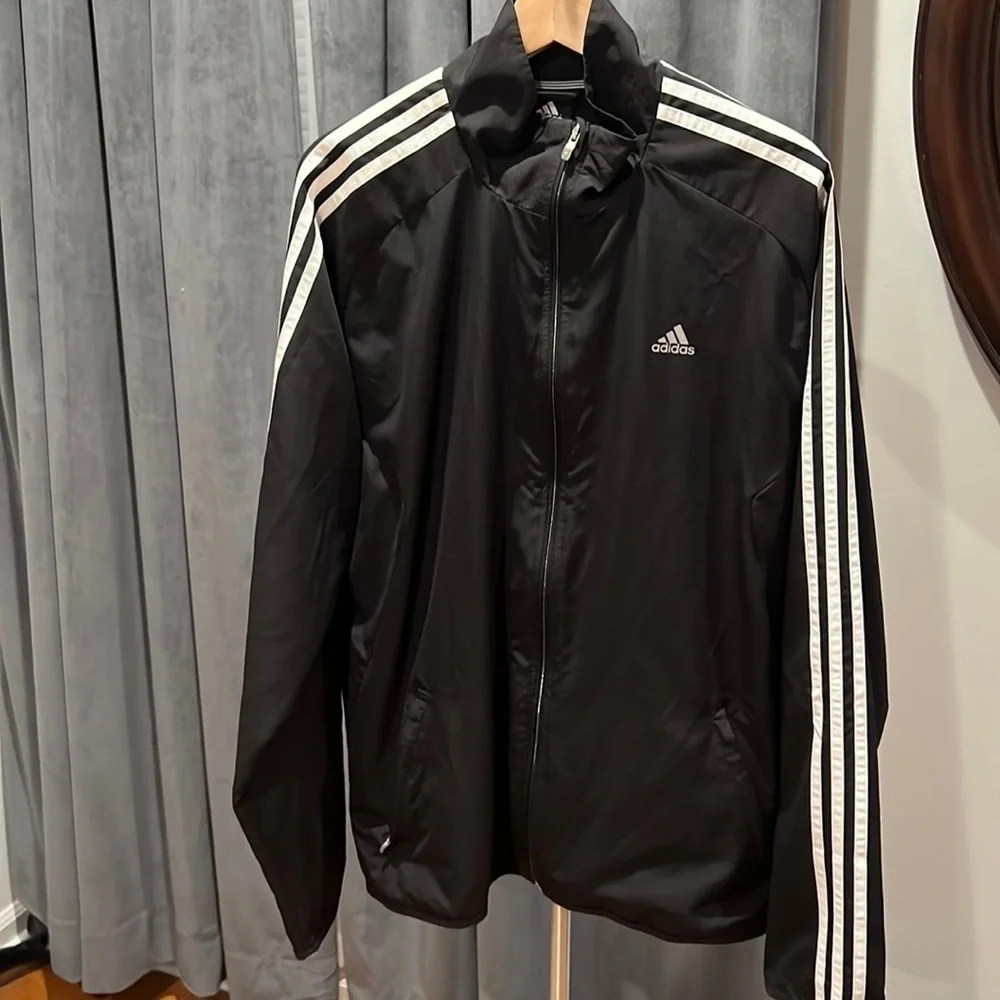 Adidas lightweight jacket